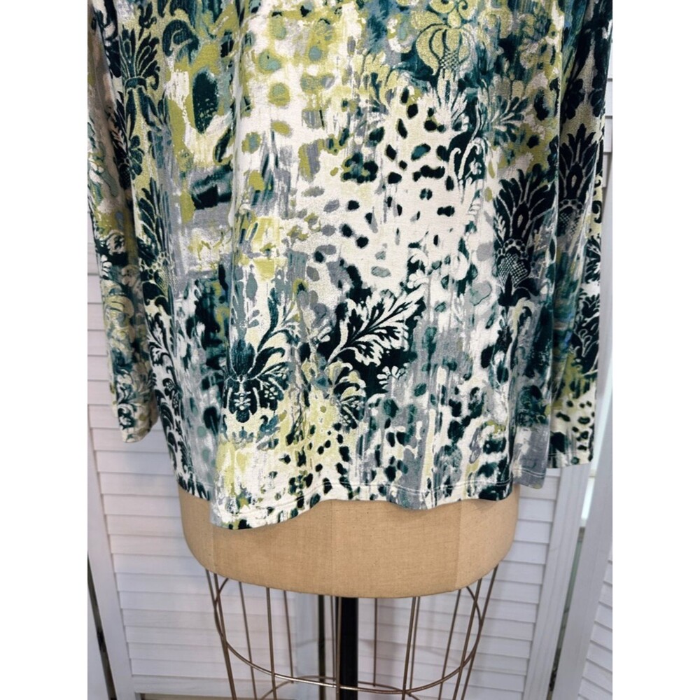 Touch of Cool™ Animal Print Layering Tee Size 3 (XL) Like New - Picture 9 of 15